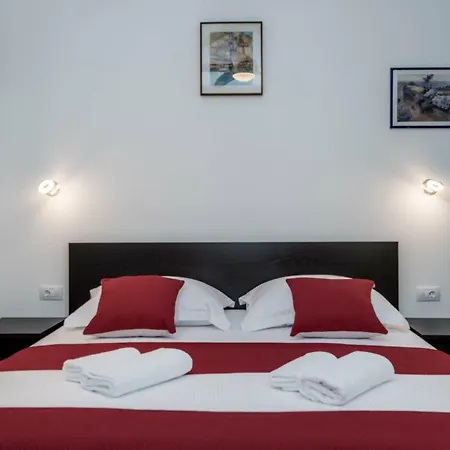 Apartman Modern Stone Studio In The Heart Of Split *