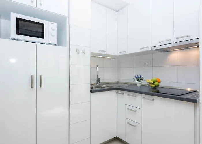 Апартаменты Modern Stone Studio In The Heart Of Split Сплит