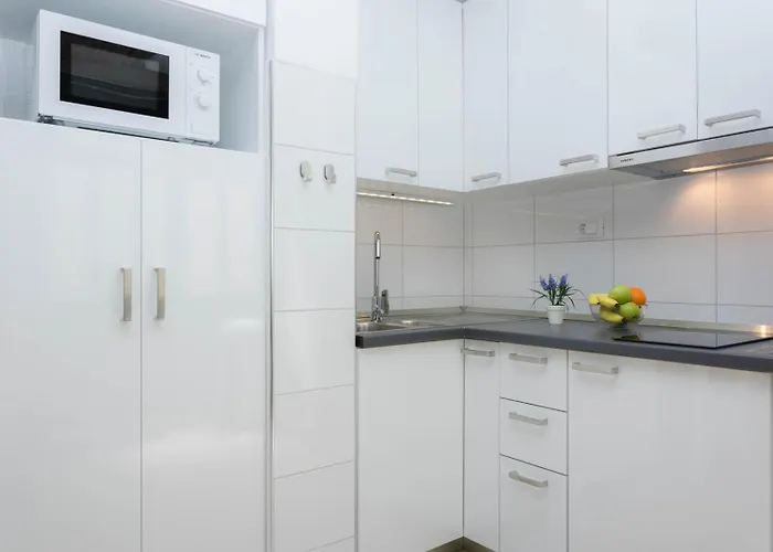 Modern Stone Studio In The Heart Of Split Апартаменты Сплит