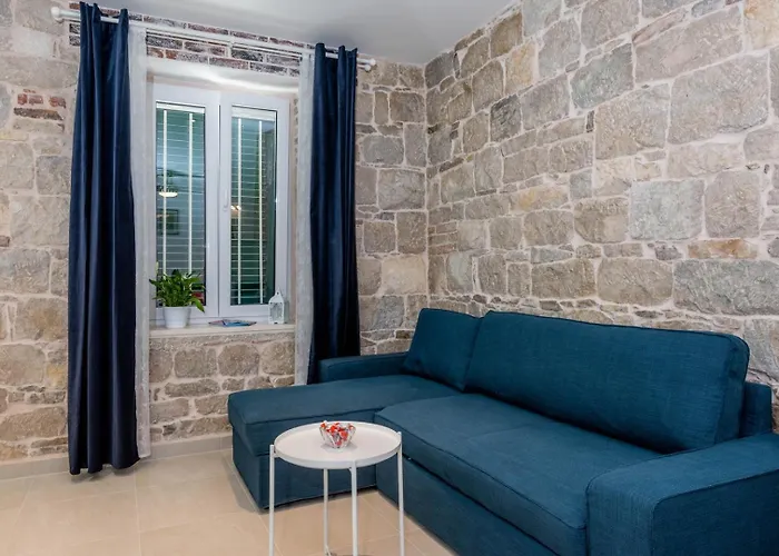 Апартаменты Modern Stone Studio In The Heart Of Split Сплит
